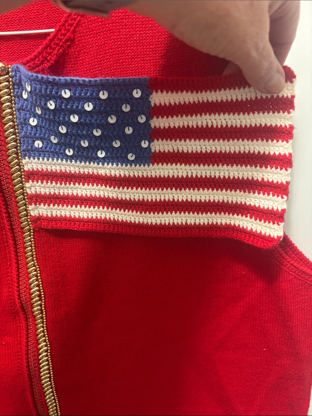 Michael Simon Red Sleeveless Zip-Front Knit Vest with Flag Accent - XL - Picture 3 of 9
